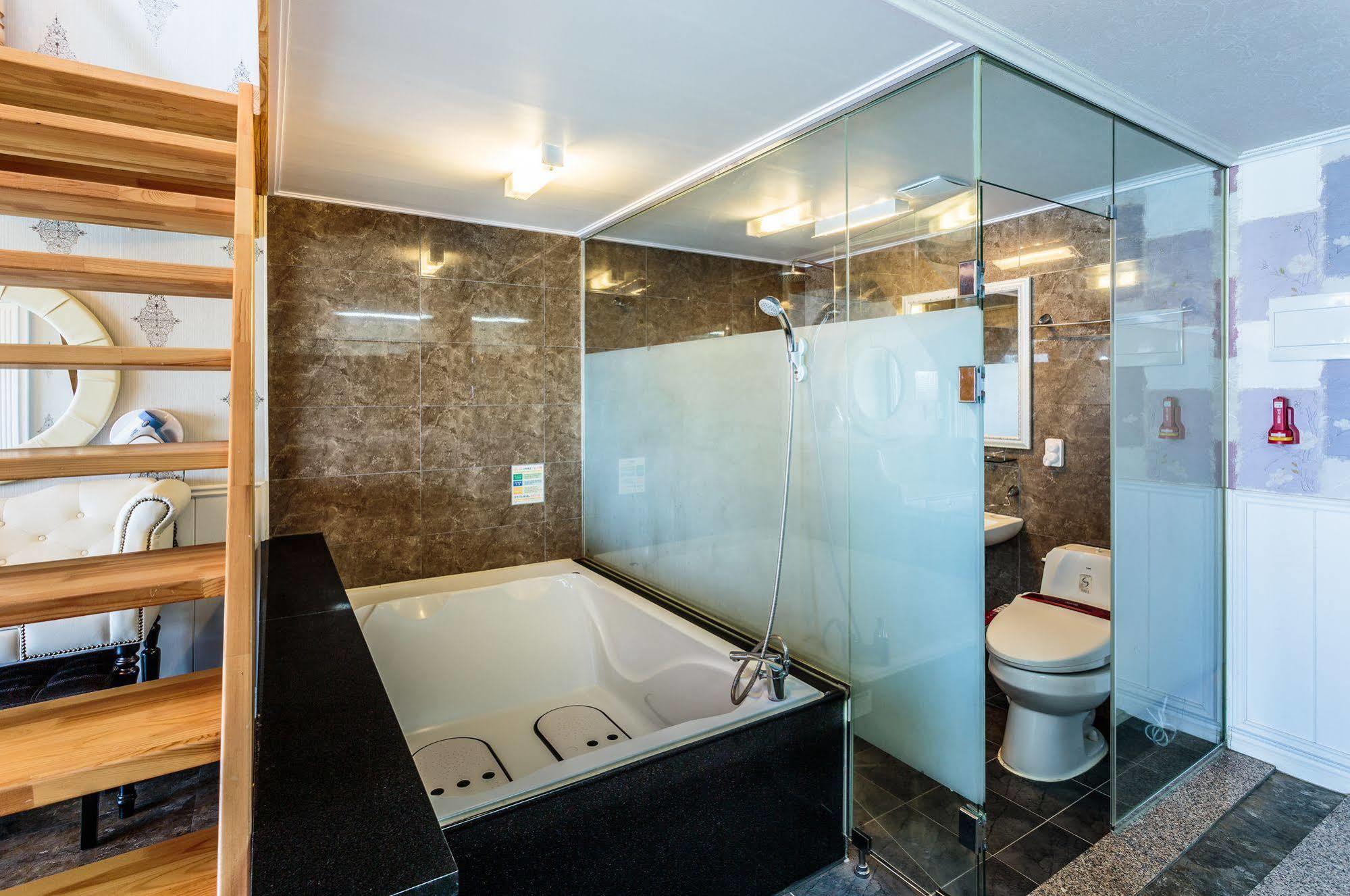 Cadelhas Hotel Jeju Luaran gambar