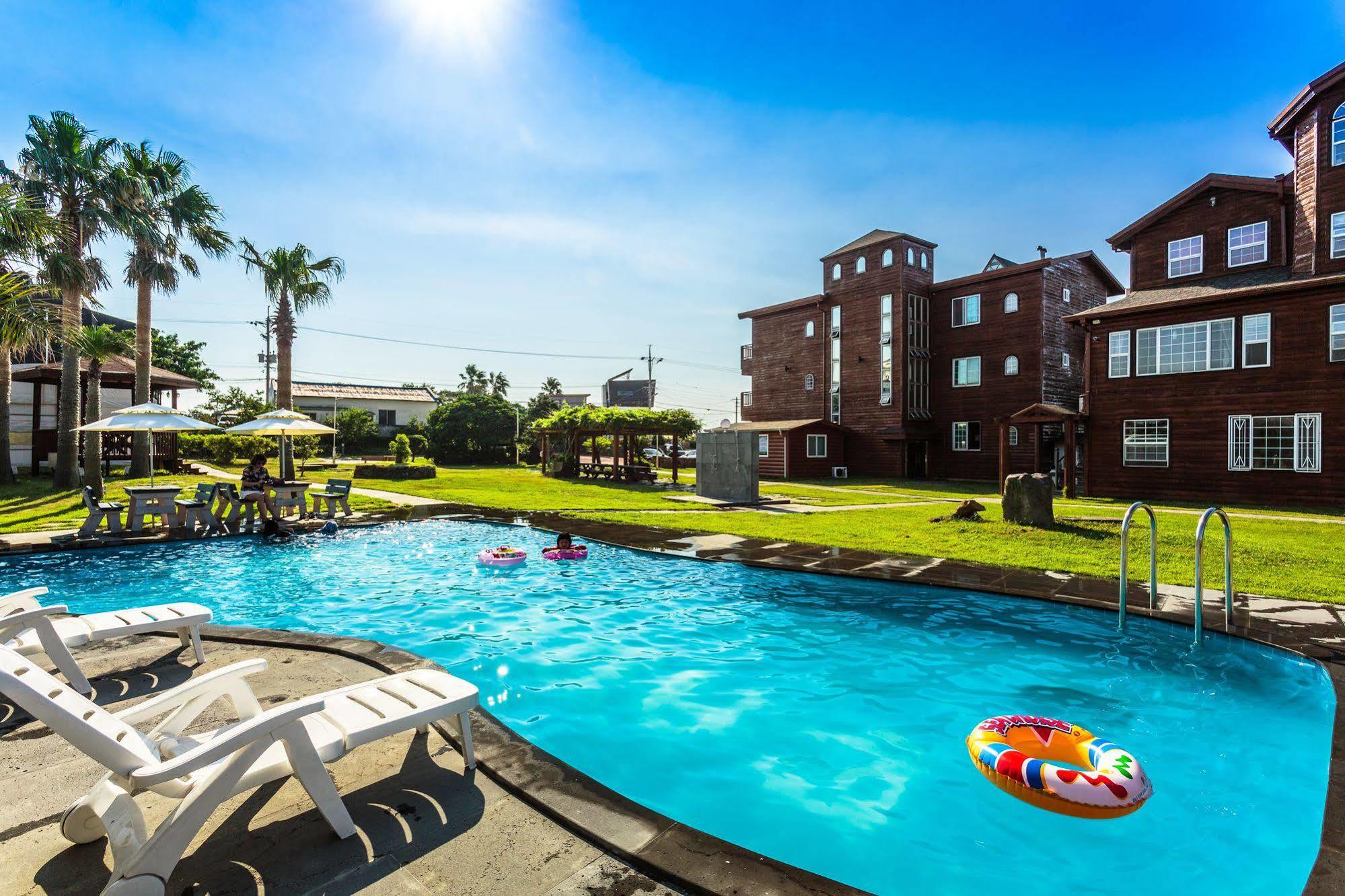 Cadelhas Hotel Jeju Luaran gambar